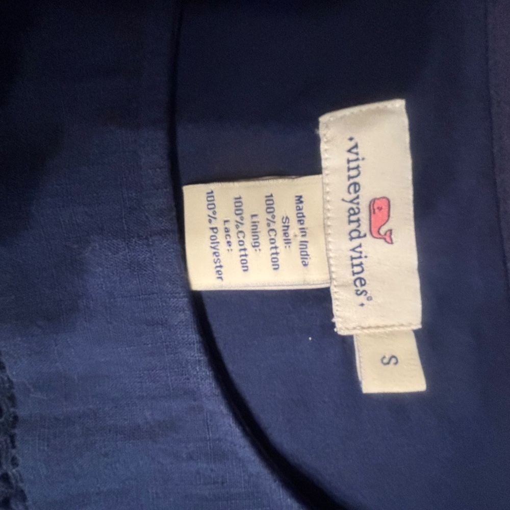 Vineyard Vines Shift Dress - Picture 2 of 5